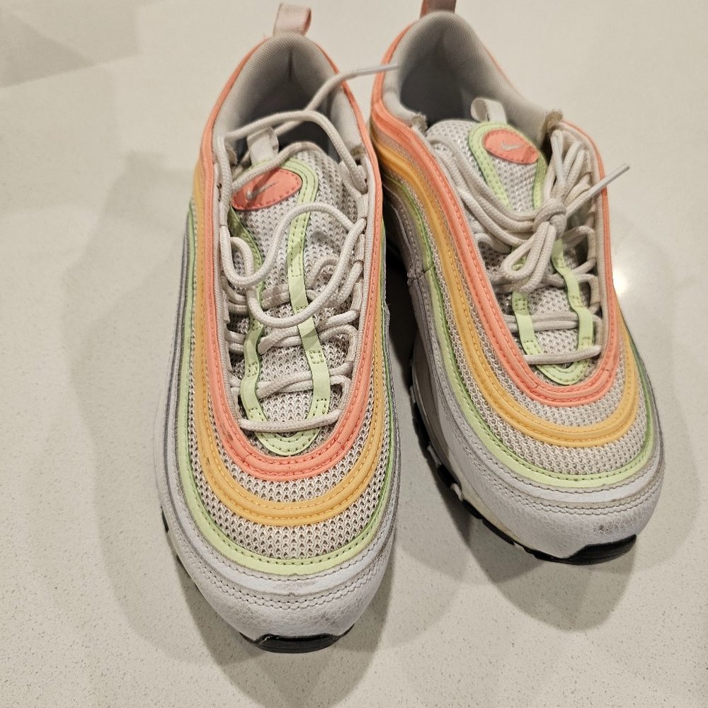 Nike colorful retro rainbow air max